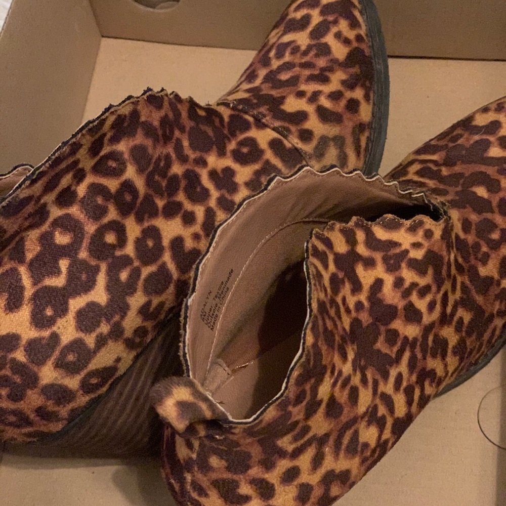 Leopard coconuts shoes